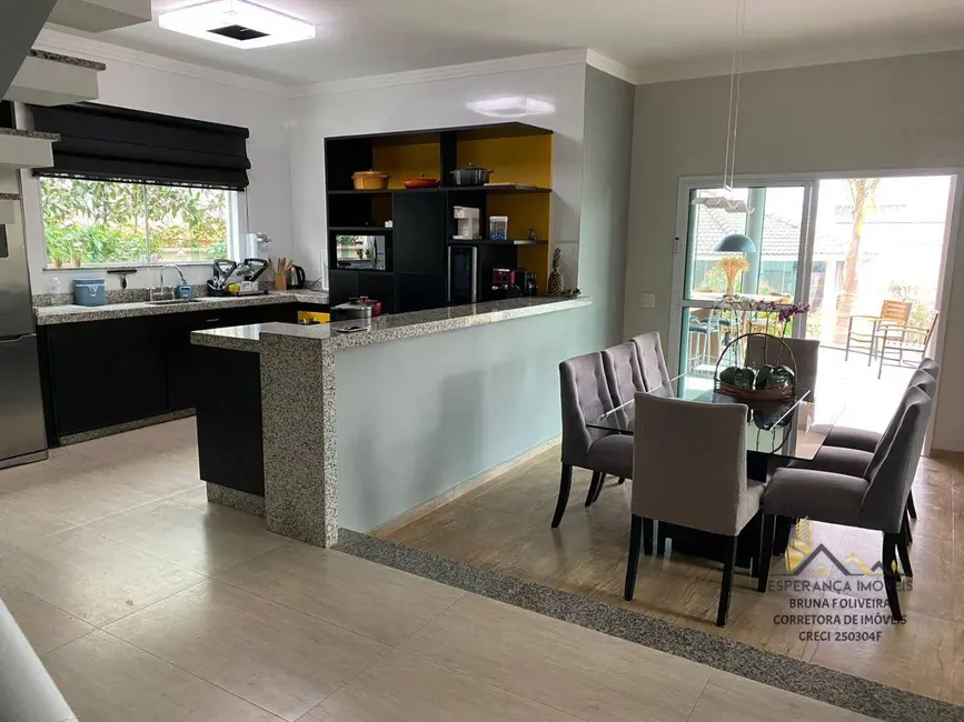 Foto 3 de Casa de Condomínio com 3 quartos à venda, 600m2 em Chácaras Fernão Dias, Atibaia - SP