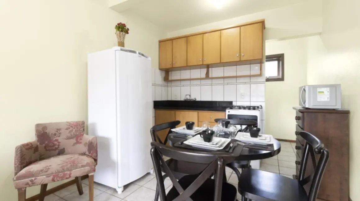 Foto 3 de Apartamento com 2 quartos à venda, 53m2 em Gramado - RS