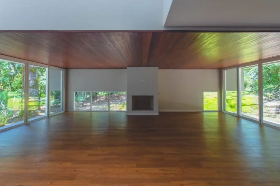 Casa de Condomínio com 4 quartos à venda, 345m2 em Centro, Gramado - RS - imagem 3 Foto 3 de Casa de Condomínio com 4 quartos à venda, 345m2 em Centro, Gramado - RS