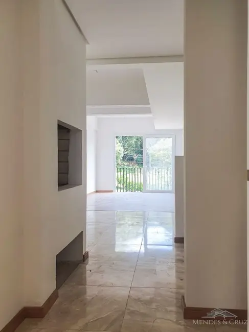 Foto 2 de Apartamento com 2 quartos à venda, 63m2 em Centro, Canela - RS