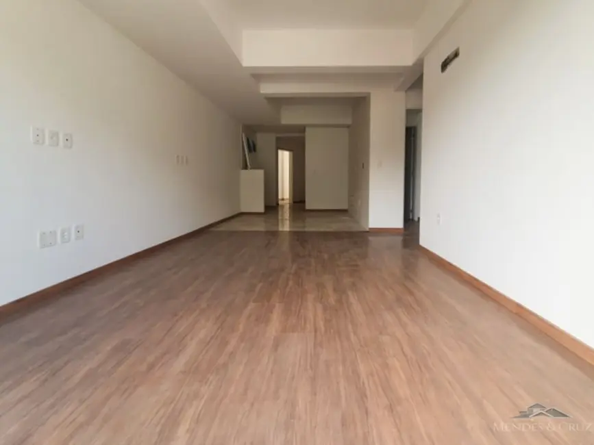 Foto 4 de Apartamento com 2 quartos à venda, 63m2 em Centro, Canela - RS