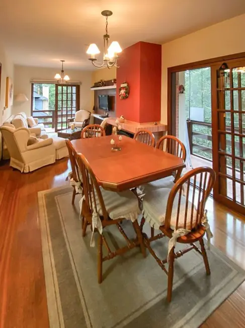 Foto 2 de Apartamento com 3 quartos à venda, 134m2 em Gramado - RS