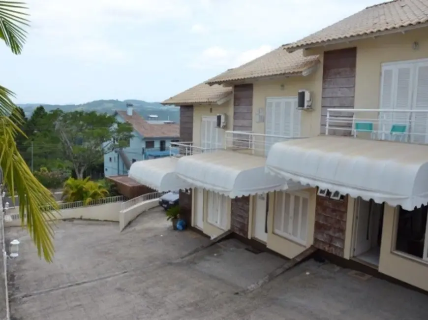 Foto 4 de Casa de Condomínio com 2 quartos à venda, 77m2 em Centro, Santo Antonio Da Patrulha - RS