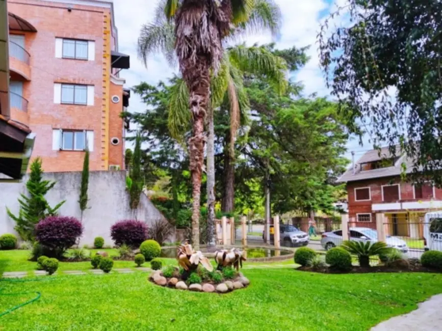 Casa com 4 quartos à venda, 320m2 em Canela - RS - imagem 3 Foto 3 de Casa com 4 quartos à venda, 320m2 em Canela - RS