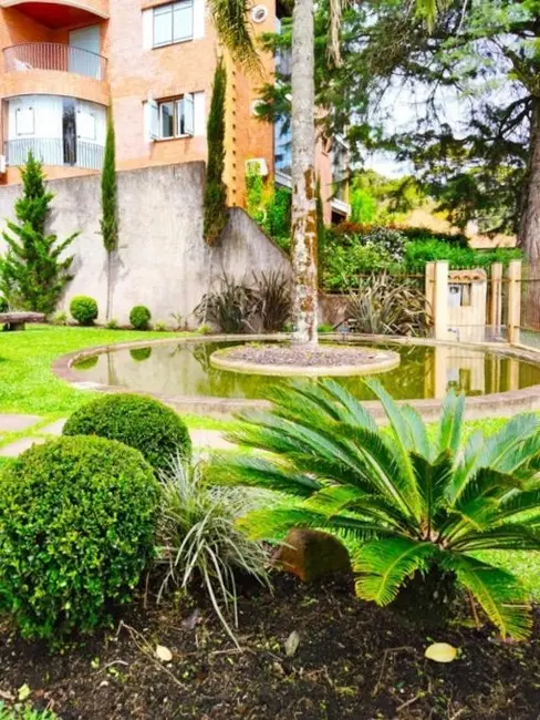 Casa com 4 quartos à venda, 320m2 em Canela - RS - imagem 8 Foto 8 de Casa com 4 quartos à venda, 320m2 em Canela - RS