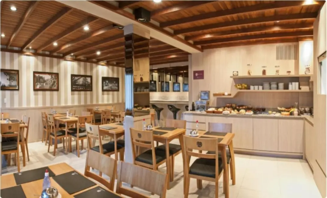 Pousada com 18 quartos à venda, 400m2 em Centro, Gramado - RS - imagem 3 Foto 3 de Pousada com 18 quartos à venda, 400m2 em Centro, Gramado - RS