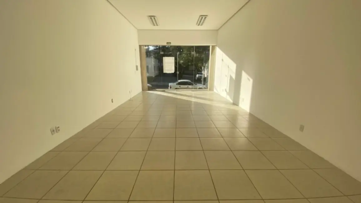 Foto 5 de Loja com 1 quarto à venda e para alugar, 42m2 em Centro, Gramado - RS