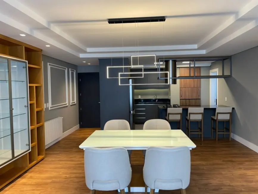 Apartamento com 2 quartos à venda, 101m2 em Centro, Gramado - RS - imagem 3 Foto 3 de Apartamento com 2 quartos à venda, 101m2 em Centro, Gramado - RS