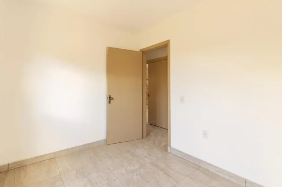 Casa com 5 quartos à venda, 180m2 em Canela - RS - imagem 9 Foto 9 de Casa com 5 quartos à venda, 180m2 em Canela - RS