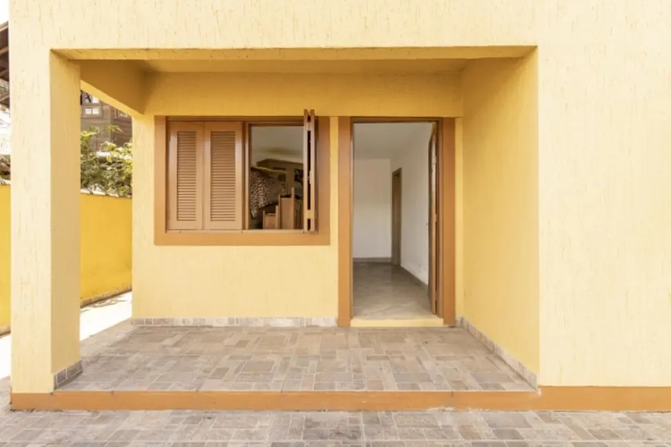 Casa com 5 quartos à venda, 180m2 em Canela - RS - imagem 4 Foto 4 de Casa com 5 quartos à venda, 180m2 em Canela - RS