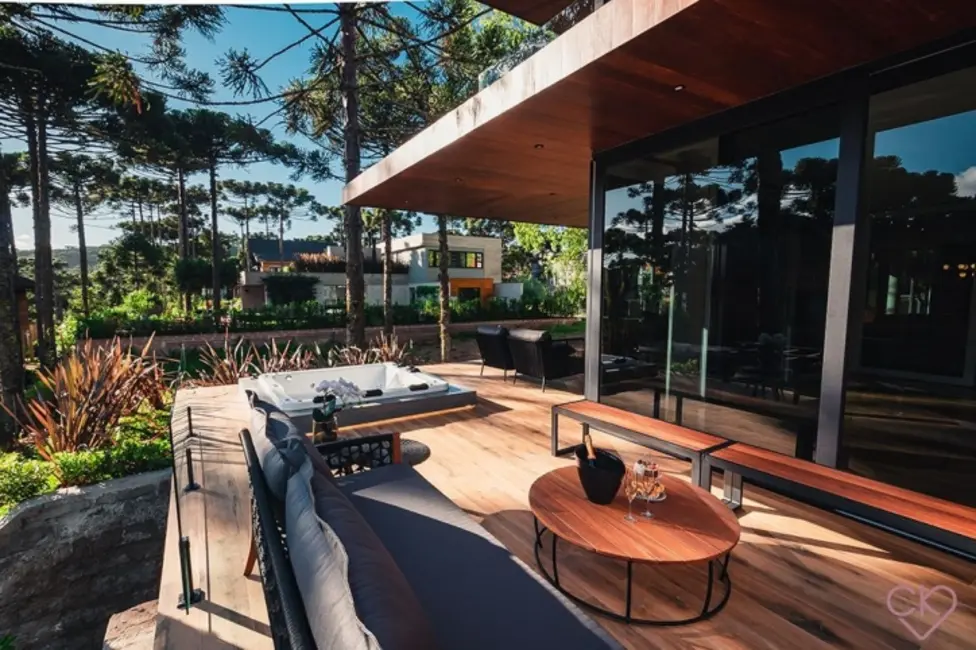 Casa de Condomínio com 4 quartos à venda, 588m2 em Gramado - RS - imagem 7 Foto 7 de Casa de Condomínio com 4 quartos à venda, 588m2 em Gramado - RS