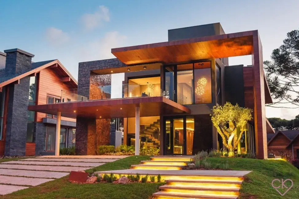 Casa de Condomínio com 4 quartos à venda, 588m2 em Gramado - RS - imagem 3 Foto 3 de Casa de Condomínio com 4 quartos à venda, 588m2 em Gramado - RS