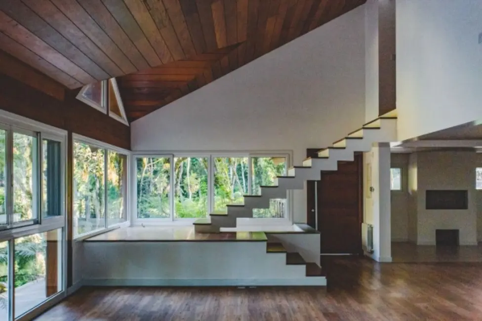 Casa de Condomínio com 4 quartos à venda, 389m2 em Centro, Gramado - RS - imagem 7 Foto 7 de Casa de Condomínio com 4 quartos à venda, 389m2 em Centro, Gramado - RS