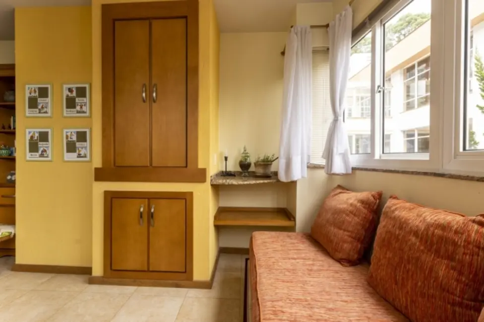 Apartamento com 1 quarto à venda, 50m2 em Centro, Gramado - RS - imagem 5 Foto 5 de Apartamento com 1 quarto à venda, 50m2 em Centro, Gramado - RS