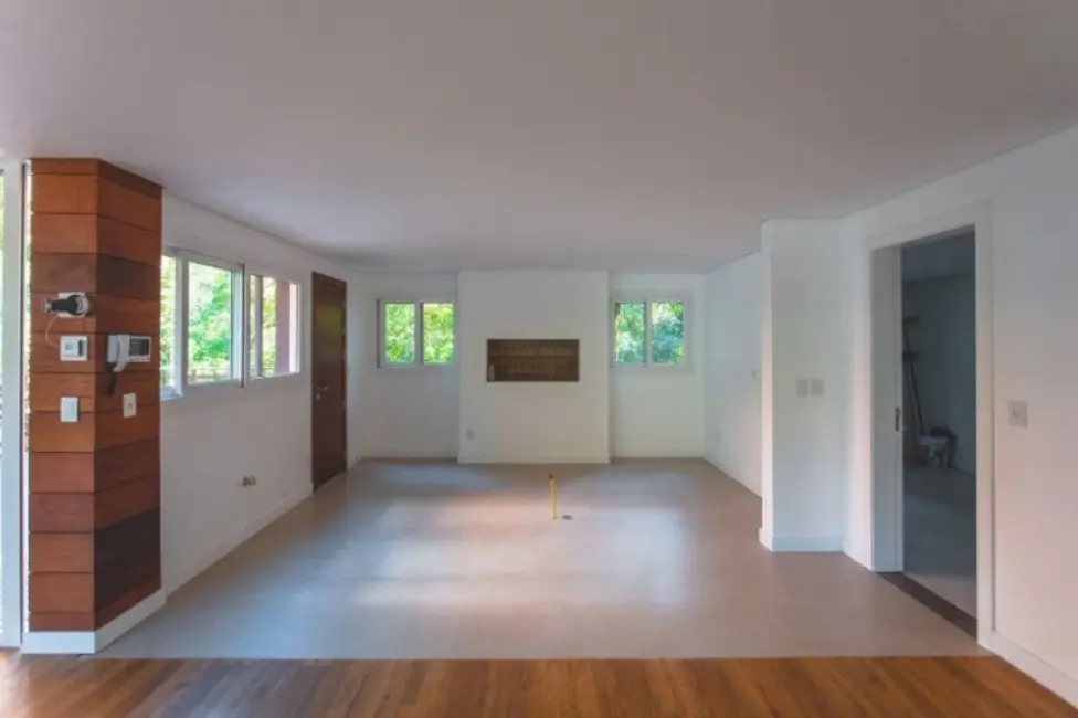 Casa de Condomínio com 4 quartos à venda, 386m2 em Centro, Gramado - RS - imagem 7 Foto 7 de Casa de Condomínio com 4 quartos à venda, 386m2 em Centro, Gramado - RS