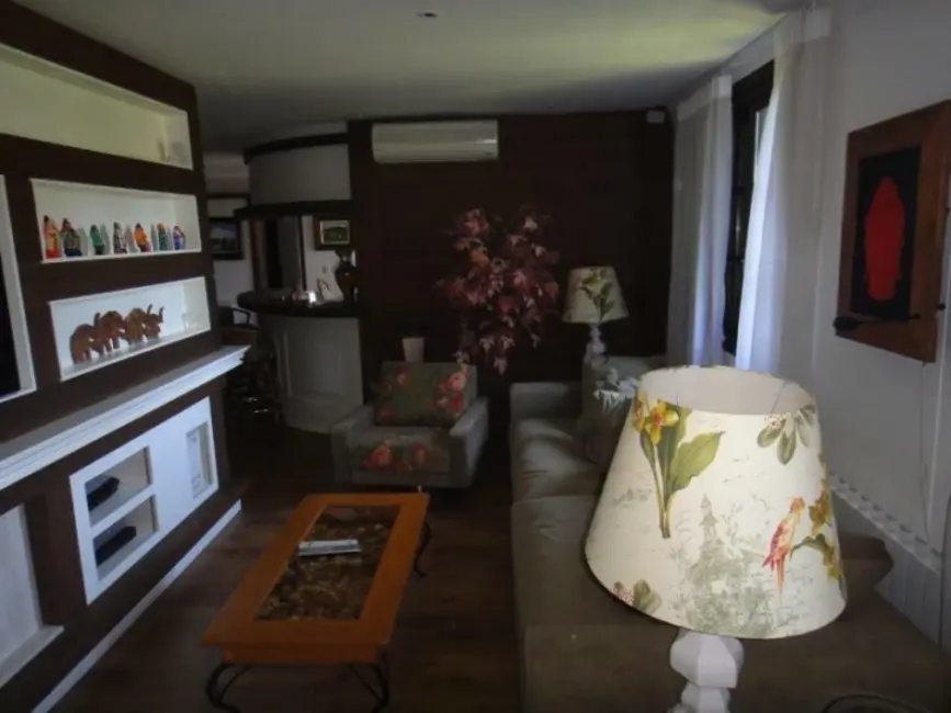 Apartamento com 4 quartos à venda, 176m2 em Gramado - RS - imagem 4 Foto 4 de Apartamento com 4 quartos à venda, 176m2 em Gramado - RS