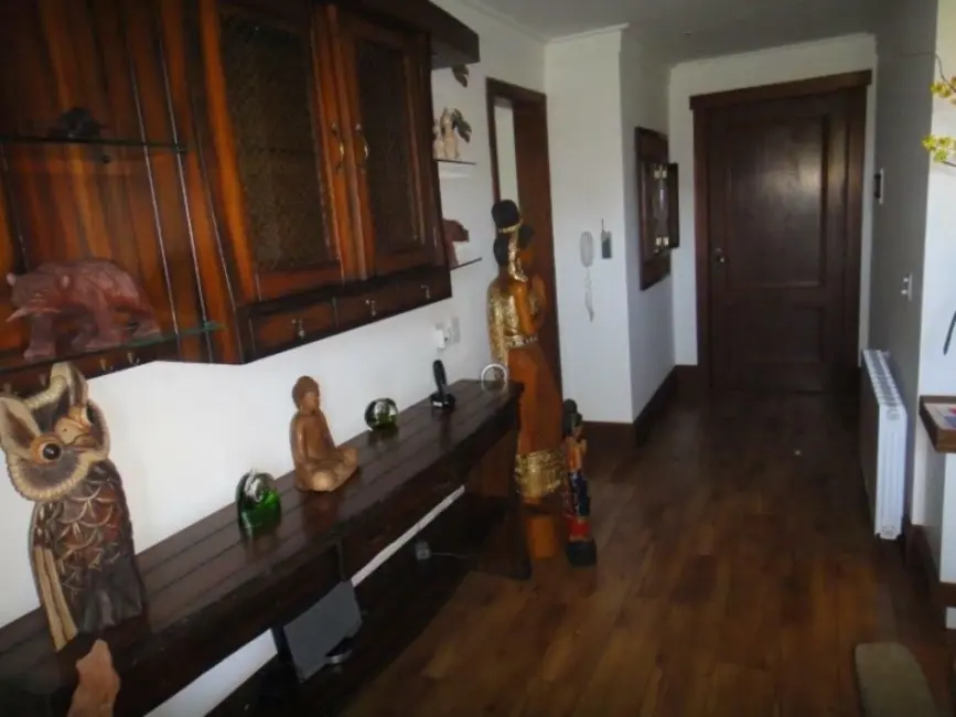 Apartamento com 4 quartos à venda, 176m2 em Gramado - RS - imagem 5 Foto 5 de Apartamento com 4 quartos à venda, 176m2 em Gramado - RS