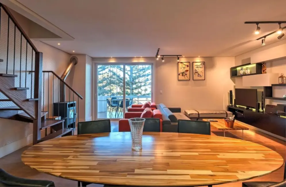 Apartamento com 4 quartos à venda, 167m2 em Centro, Gramado - RS - imagem 3 Foto 3 de Apartamento com 4 quartos à venda, 167m2 em Centro, Gramado - RS