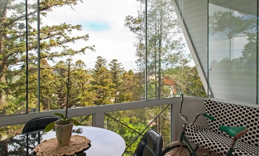 Apartamento com 4 quartos à venda, 167m2 em Centro, Gramado - RS - imagem 8 Foto 8 de Apartamento com 4 quartos à venda, 167m2 em Centro, Gramado - RS