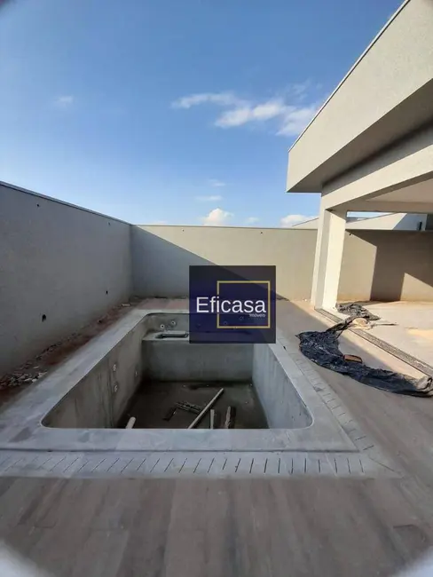 Casa de Condomínio com 3 quartos à venda, 400m2 em Loteamento Recanto do Lago, Sao Jose Do Rio Preto - SP - imagem 3 Foto 3 de Casa de Condomínio com 3 quartos à venda, 400m2 em Loteamento Recanto do Lago, Sao Jose Do Rio Preto - SP