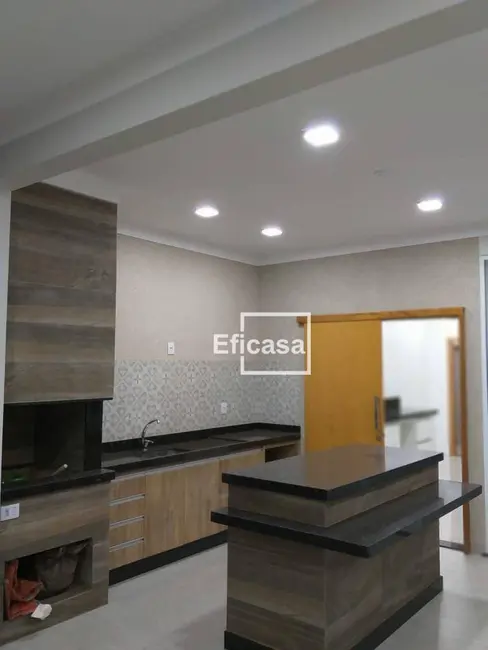 Casa de Condomínio com 3 quartos à venda, 400m2 em Loteamento Recanto do Lago, Sao Jose Do Rio Preto - SP - imagem 4 Foto 4 de Casa de Condomínio com 3 quartos à venda, 400m2 em Loteamento Recanto do Lago, Sao Jose Do Rio Preto - SP