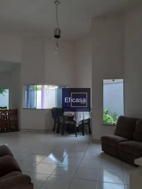 Casa de Condomínio com 3 quartos à venda, 400m2 em Loteamento Recanto do Lago, Sao Jose Do Rio Preto - SP - imagem 5 Foto 5 de Casa de Condomínio com 3 quartos à venda, 400m2 em Loteamento Recanto do Lago, Sao Jose Do Rio Preto - SP