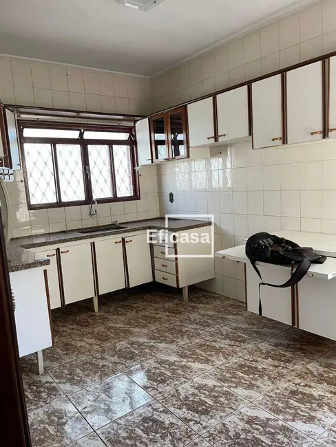 Casa de Condomínio com 3 quartos à venda, 200m2 em Parque Industrial, Sao Jose Do Rio Preto - SP - imagem 9 Foto 9 de Casa de Condomínio com 3 quartos à venda, 200m2 em Parque Industrial, Sao Jose Do Rio Preto - SP