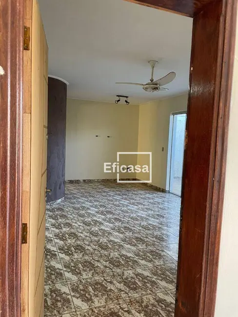 Casa de Condomínio com 3 quartos à venda, 200m2 em Parque Industrial, Sao Jose Do Rio Preto - SP - imagem 4 Foto 4 de Casa de Condomínio com 3 quartos à venda, 200m2 em Parque Industrial, Sao Jose Do Rio Preto - SP