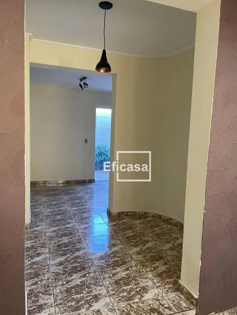 Casa de Condomínio com 3 quartos à venda, 200m2 em Parque Industrial, Sao Jose Do Rio Preto - SP - imagem 6 Foto 6 de Casa de Condomínio com 3 quartos à venda, 200m2 em Parque Industrial, Sao Jose Do Rio Preto - SP