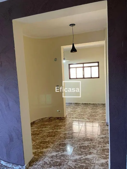 Casa de Condomínio com 3 quartos à venda, 200m2 em Parque Industrial, Sao Jose Do Rio Preto - SP - imagem 3 Foto 3 de Casa de Condomínio com 3 quartos à venda, 200m2 em Parque Industrial, Sao Jose Do Rio Preto - SP