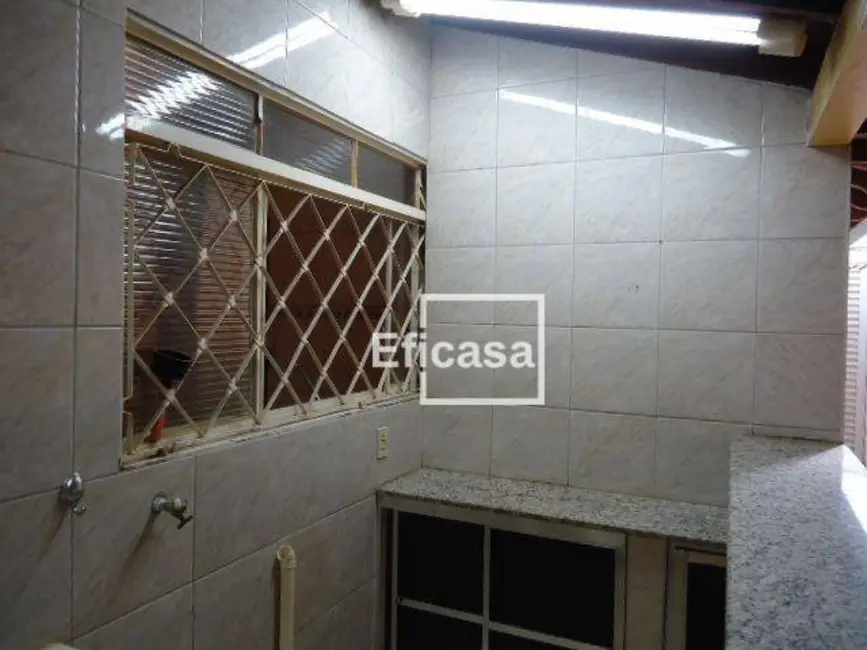 Casa de Condomínio com 3 quartos à venda, 200m2 em Sao Jose Do Rio Preto - SP - imagem 8 Foto 8 de Casa de Condomínio com 3 quartos à venda, 200m2 em Sao Jose Do Rio Preto - SP