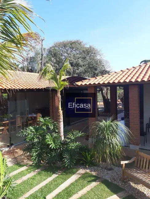 Foto 1 de Chácara com 3 quartos à venda, 1700m2 em Guapiacu - SP