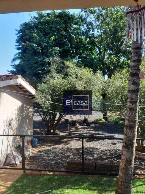 Chácara com 3 quartos à venda, 1700m2 em Guapiacu - SP - imagem 6 Foto 6 de Chácara com 3 quartos à venda, 1700m2 em Guapiacu - SP