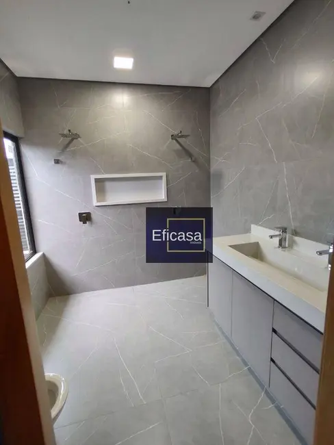 Sobrado com 3 quartos à venda, 400m2 em Sao Jose Do Rio Preto - SP - imagem 8 Foto 8 de Sobrado com 3 quartos à venda, 400m2 em Sao Jose Do Rio Preto - SP