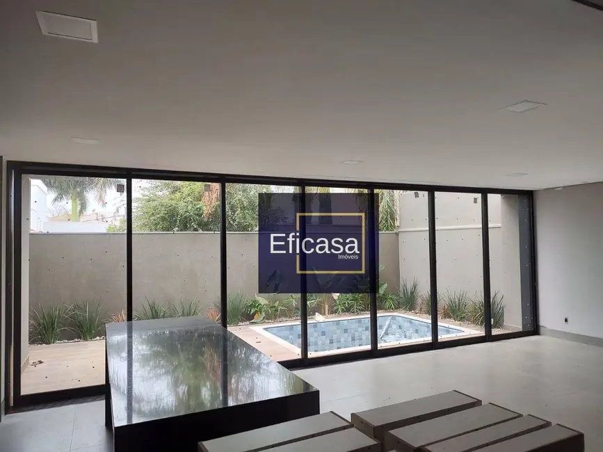 Sobrado com 3 quartos à venda, 400m2 em Sao Jose Do Rio Preto - SP - imagem 4 Foto 4 de Sobrado com 3 quartos à venda, 400m2 em Sao Jose Do Rio Preto - SP