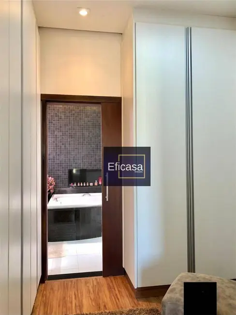 Casa de Condomínio com 4 quartos à venda, 400m2 em Residencial Gaivota I, Sao Jose Do Rio Preto - SP - imagem 9 Foto 9 de Casa de Condomínio com 4 quartos à venda, 400m2 em Residencial Gaivota I, Sao Jose Do Rio Preto - SP