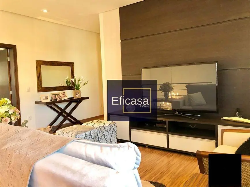 Casa de Condomínio com 4 quartos à venda, 400m2 em Residencial Gaivota I, Sao Jose Do Rio Preto - SP - imagem 3 Foto 3 de Casa de Condomínio com 4 quartos à venda, 400m2 em Residencial Gaivota I, Sao Jose Do Rio Preto - SP