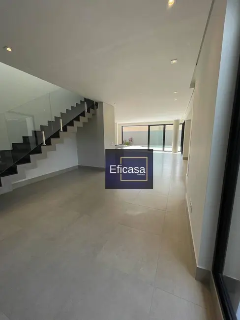 Casa de Condomínio com 3 quartos à venda, 400m2 em Residencial Gaivota II, Sao Jose Do Rio Preto - SP - imagem 9 Foto 9 de Casa de Condomínio com 3 quartos à venda, 400m2 em Residencial Gaivota II, Sao Jose Do Rio Preto - SP