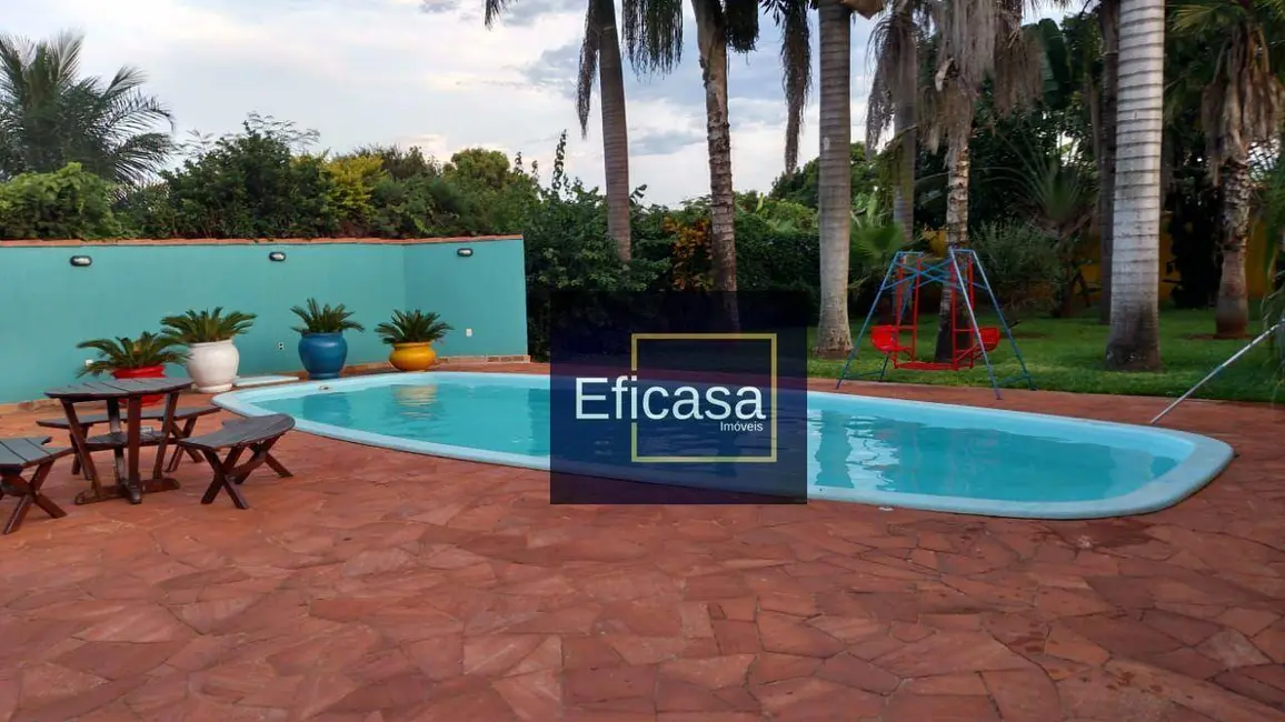 Foto 3 de Chácara com 3 quartos à venda, 1000m2 em Estância São Judas Tadeu (Zona Rural), Sao Jose Do Rio Preto - SP