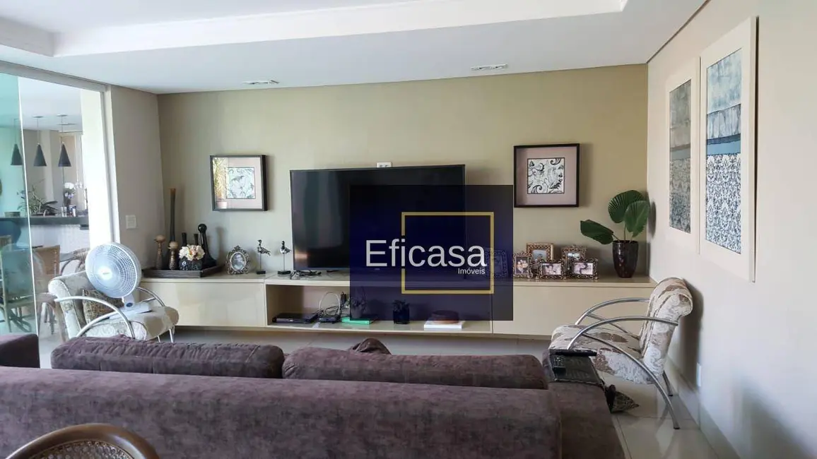 Casa de Condomínio com 4 quartos à venda, 450m2 em Parque Residencial Damha, Sao Jose Do Rio Preto - SP - imagem 9 Foto 9 de Casa de Condomínio com 4 quartos à venda, 450m2 em Parque Residencial Damha, Sao Jose Do Rio Preto - SP