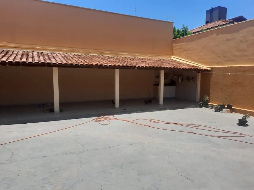 Casa com 3 quartos à venda e para alugar, 692m2 em Parque Residencial Comendador Mançor Daud, Sao Jose Do Rio Preto - SP - imagem 5 Foto 5 de Casa com 3 quartos à venda e para alugar, 692m2 em Parque Residencial Comendador Mançor Daud, Sao Jose Do Rio Preto - SP