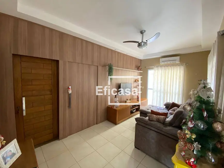 Foto 2 de Casa com 3 quartos à venda, 230m2 em Parque São Miguel, Sao Jose Do Rio Preto - SP