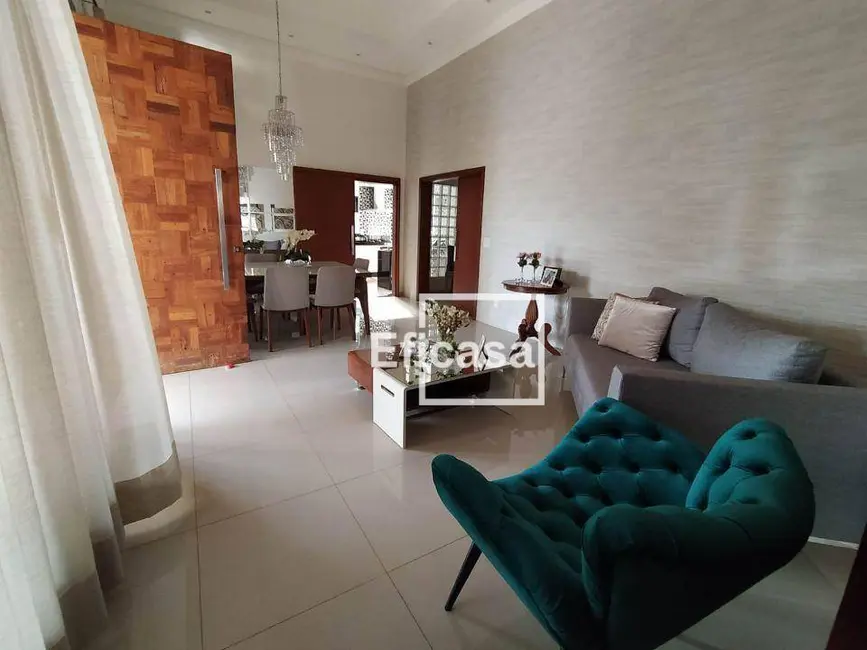 Casa com 4 quartos à venda, 600m2 em Parque São Miguel, Sao Jose Do Rio Preto - SP - imagem 7 Foto 7 de Casa com 4 quartos à venda, 600m2 em Parque São Miguel, Sao Jose Do Rio Preto - SP