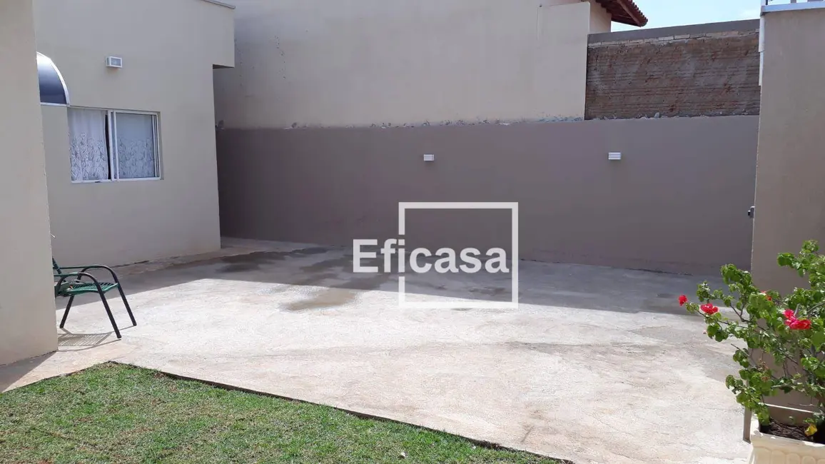 Casa com 3 quartos à venda, 200m2 em Conjunto Habitacional São José do Rio Preto, Sao Jose Do Rio Preto - SP - imagem 3 Foto 3 de Casa com 3 quartos à venda, 200m2 em Conjunto Habitacional São José do Rio Preto, Sao Jose Do Rio Preto - SP