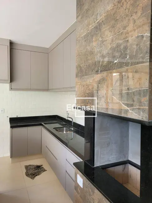 Casa de Condomínio com 3 quartos à venda, 400m2 em Loteamento Recanto do Lago, Sao Jose Do Rio Preto - SP - imagem 3 Foto 3 de Casa de Condomínio com 3 quartos à venda, 400m2 em Loteamento Recanto do Lago, Sao Jose Do Rio Preto - SP