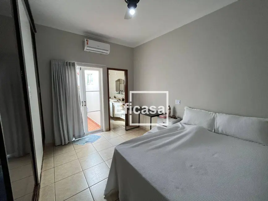 Casa com 3 quartos à venda, 375m2 em Parque Industrial, Sao Jose Do Rio Preto - SP - imagem 8 Foto 8 de Casa com 3 quartos à venda, 375m2 em Parque Industrial, Sao Jose Do Rio Preto - SP