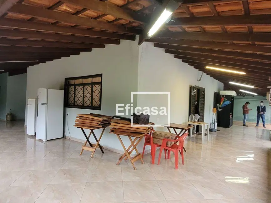 Chácara com 3 quartos à venda, 1580m2 em Guapiacu - SP - imagem 8 Foto 8 de Chácara com 3 quartos à venda, 1580m2 em Guapiacu - SP