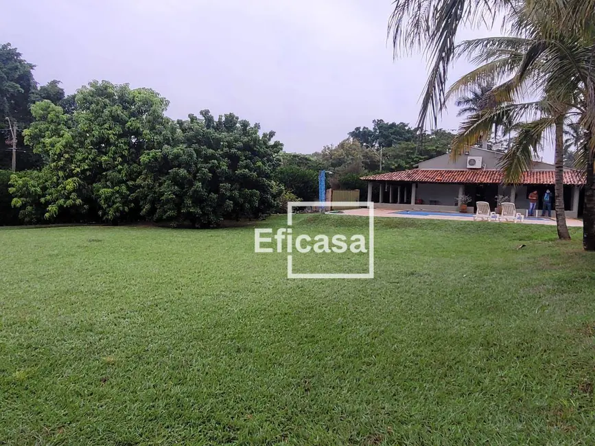 Chácara com 3 quartos à venda, 1580m2 em Guapiacu - SP - imagem 3 Foto 3 de Chácara com 3 quartos à venda, 1580m2 em Guapiacu - SP