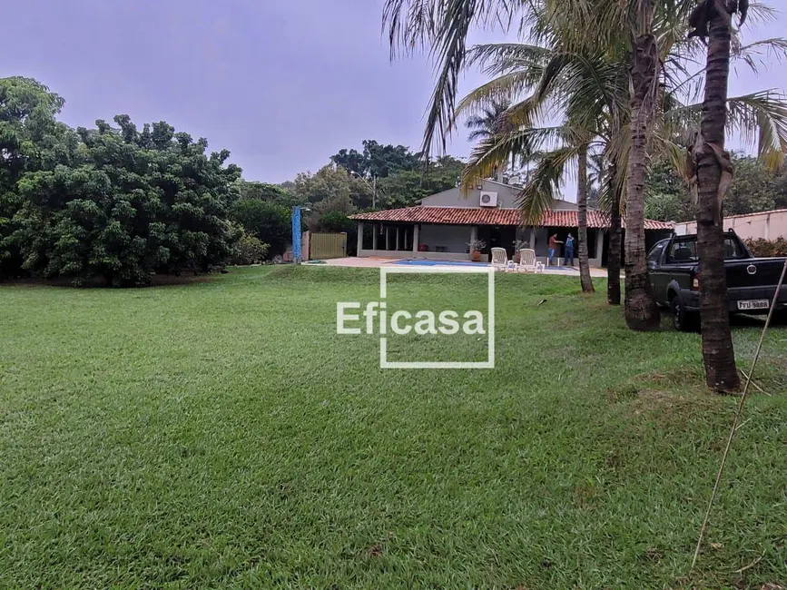 Chácara com 3 quartos à venda, 1580m2 em Guapiacu - SP - imagem 2 Foto 2 de Chácara com 3 quartos à venda, 1580m2 em Guapiacu - SP