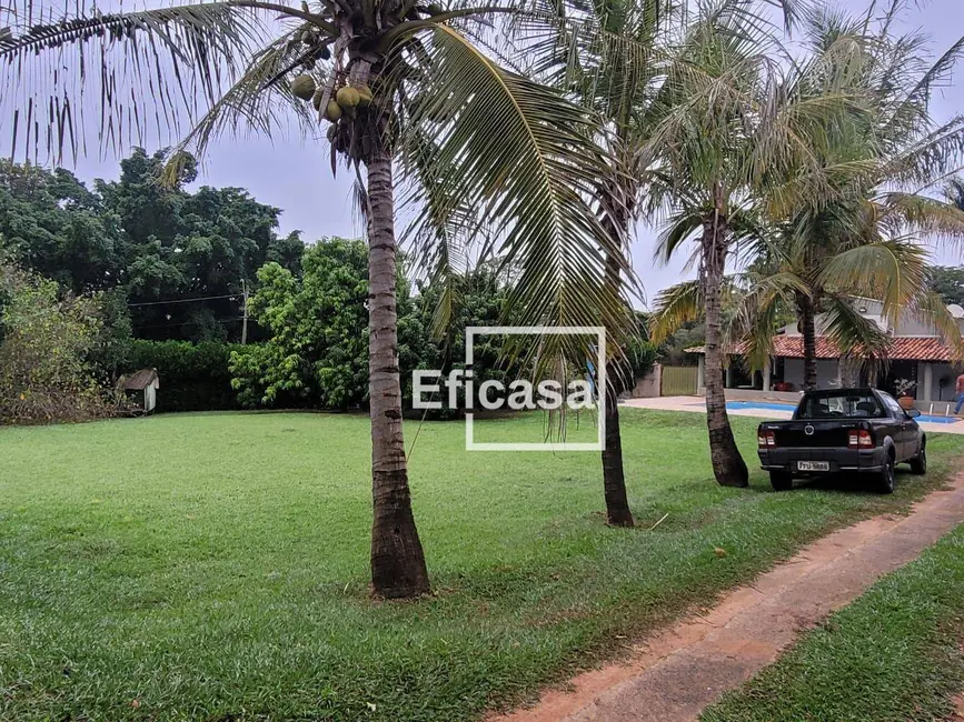 Chácara com 3 quartos à venda, 1580m2 em Guapiacu - SP - imagem 1 Foto 1 de Chácara com 3 quartos à venda, 1580m2 em Guapiacu - SP